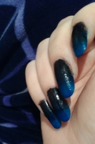 dark blue nails golden rose black ombre